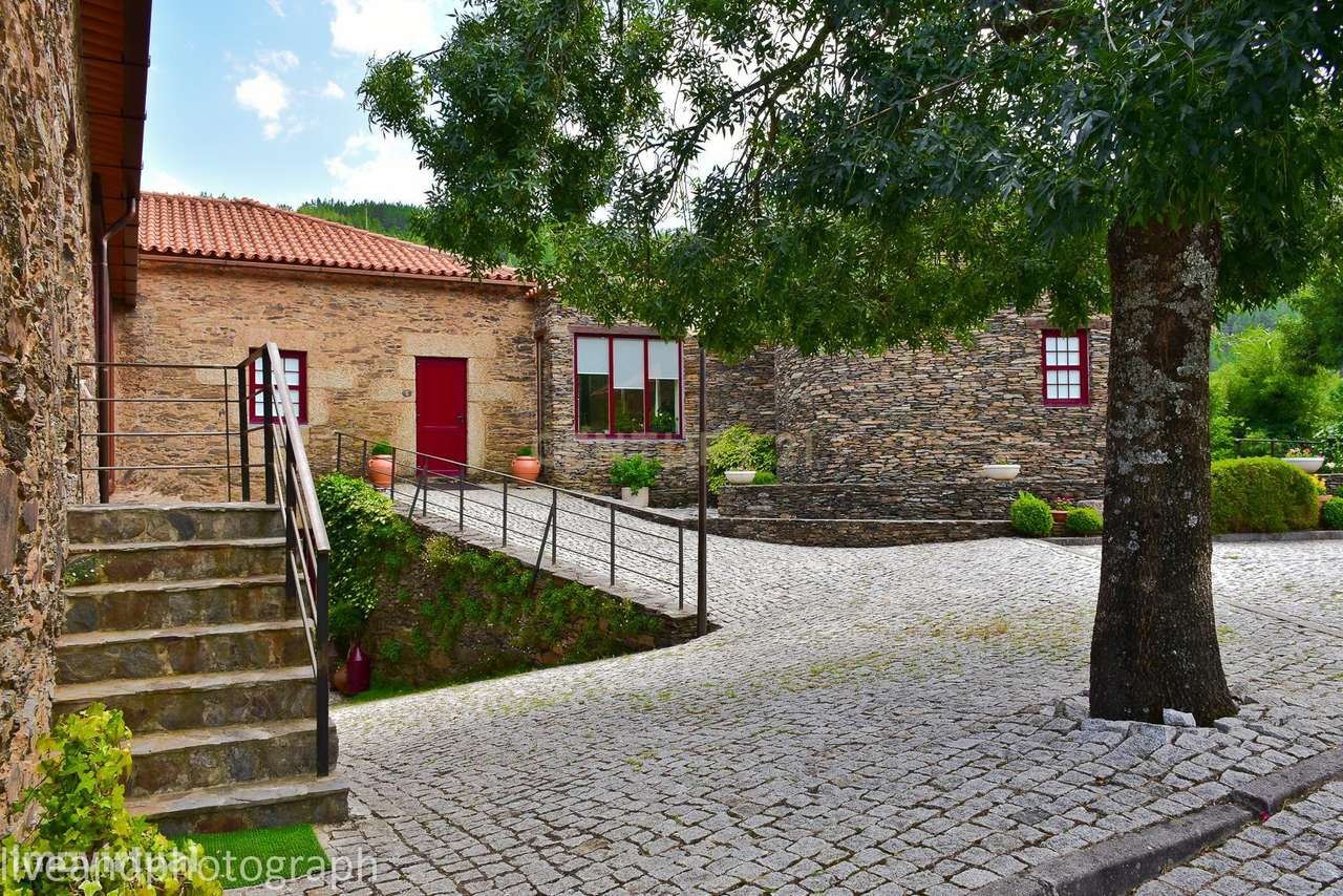 Casa Lagar da Alagoa, um refúgio com potencial no coração da Serra da - Grande imagem: 3/17