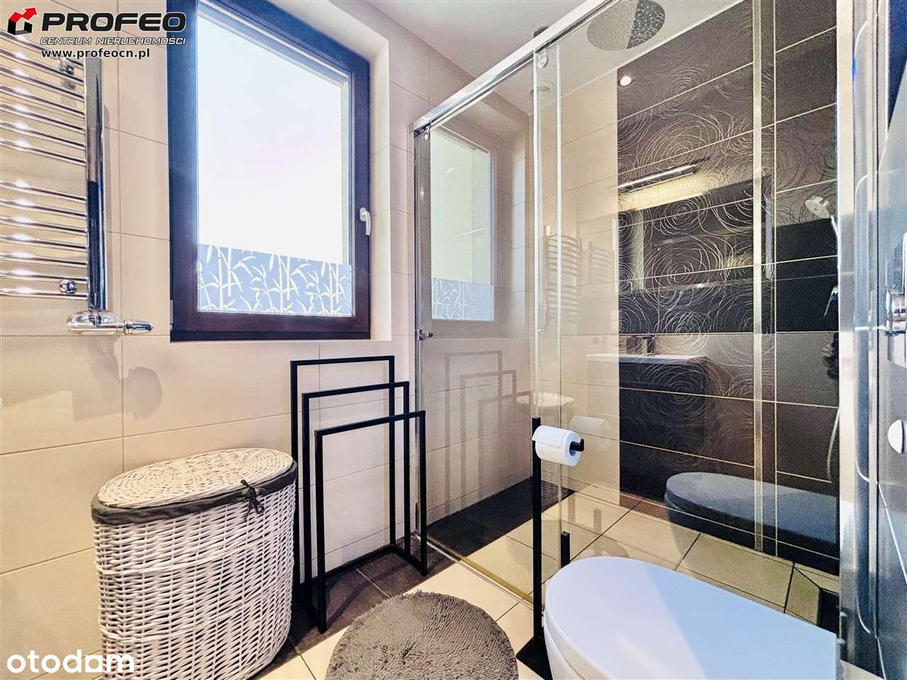 Wysoki standard i lokalizacja to wizytówka domu!-18