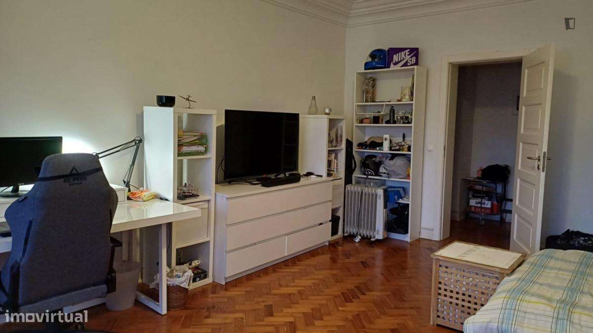 Quarto - localizado em Alvalade Lisbon - Grande imagem: 5/9