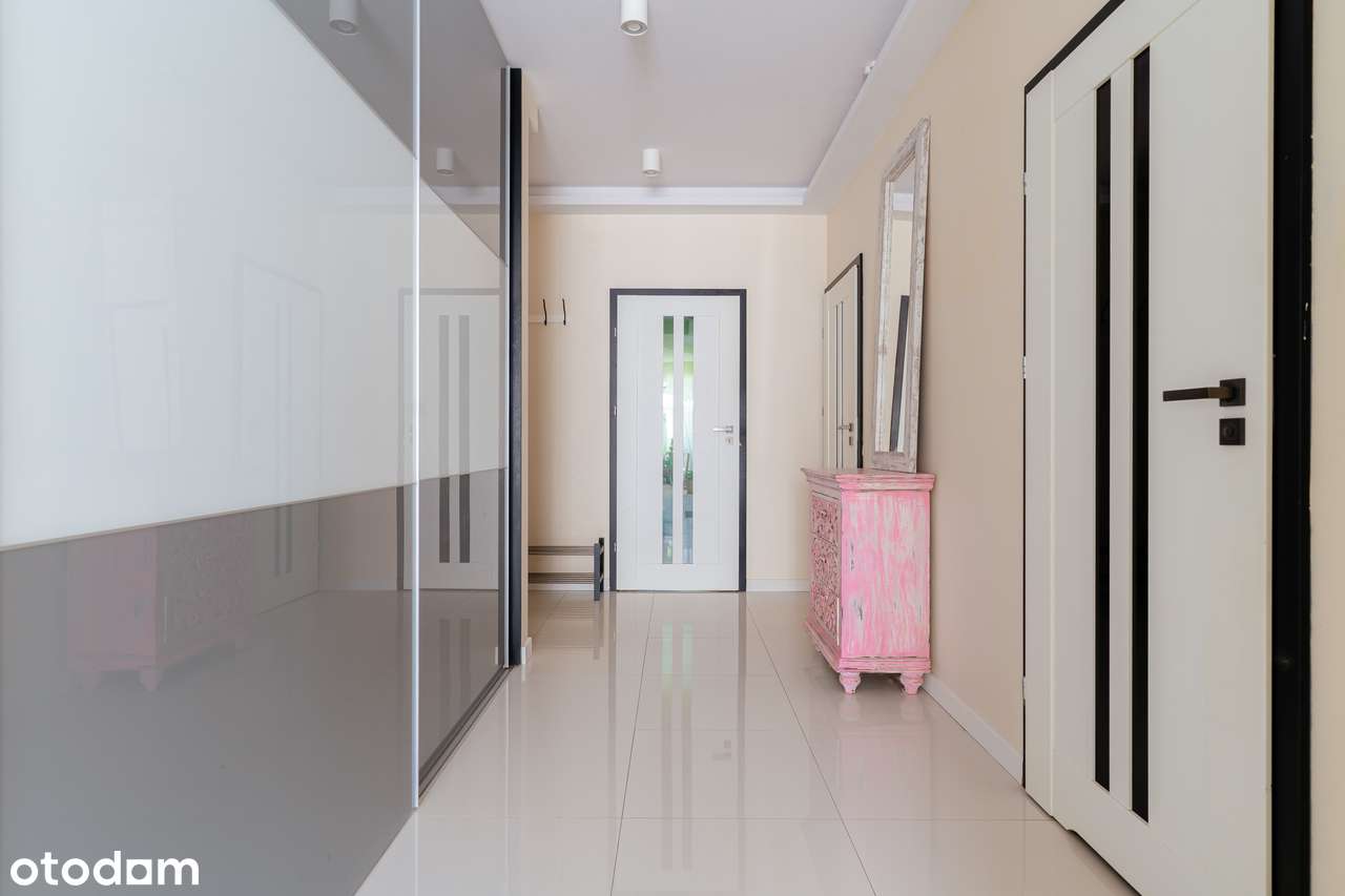 | 3 pokoje | Przestronne | Balkon | Klimatyzacja | Cisza |-11