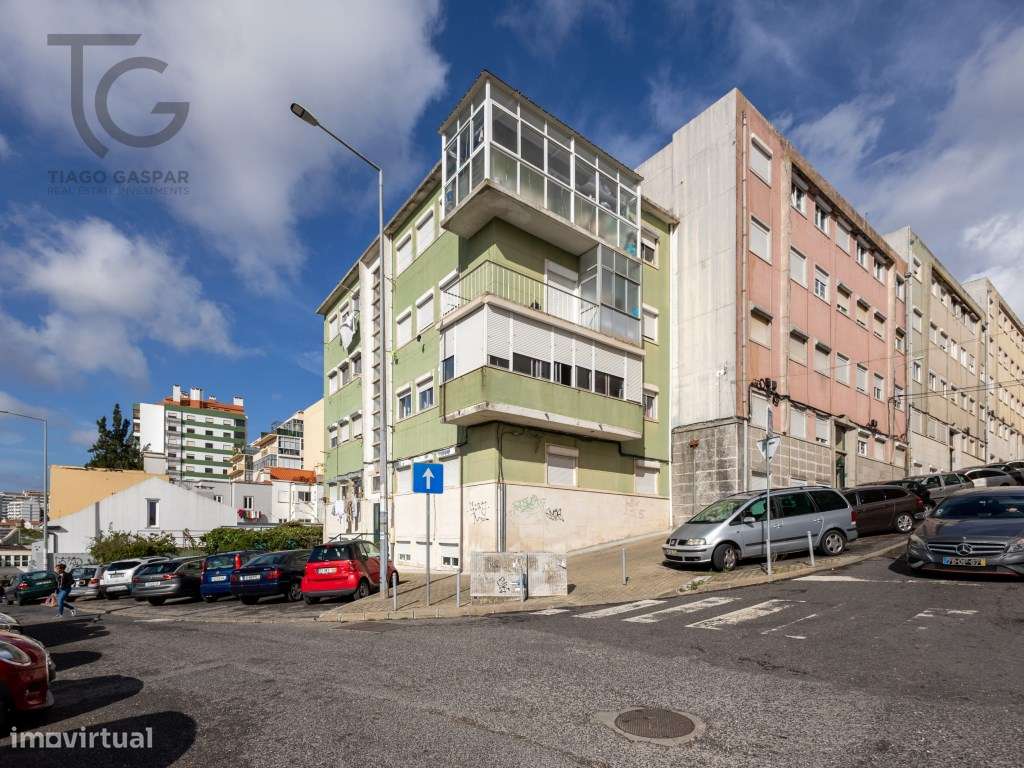 Apartamento T2 em Queluz-Belas junto à Estação-13