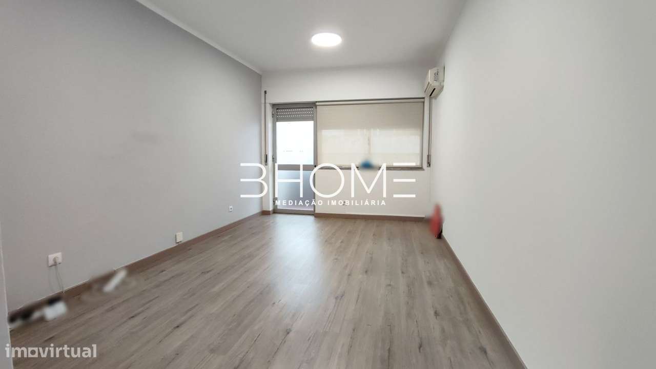 OPORTUNIDADE  - Escritório com Varanda no Centro de Braga!! - Grande imagem: 5/11