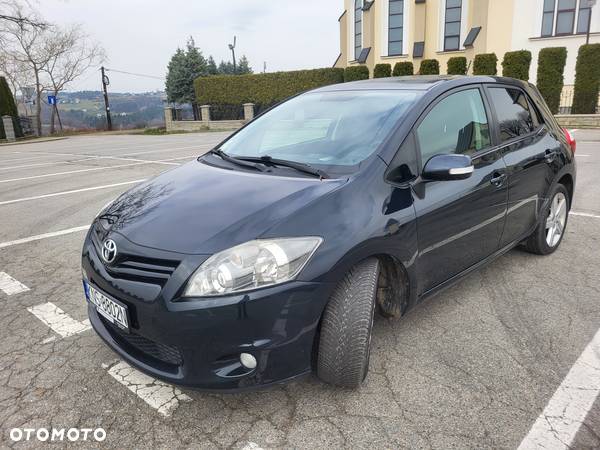 Toyota Auris 2.0 D-4D Prestige - 1