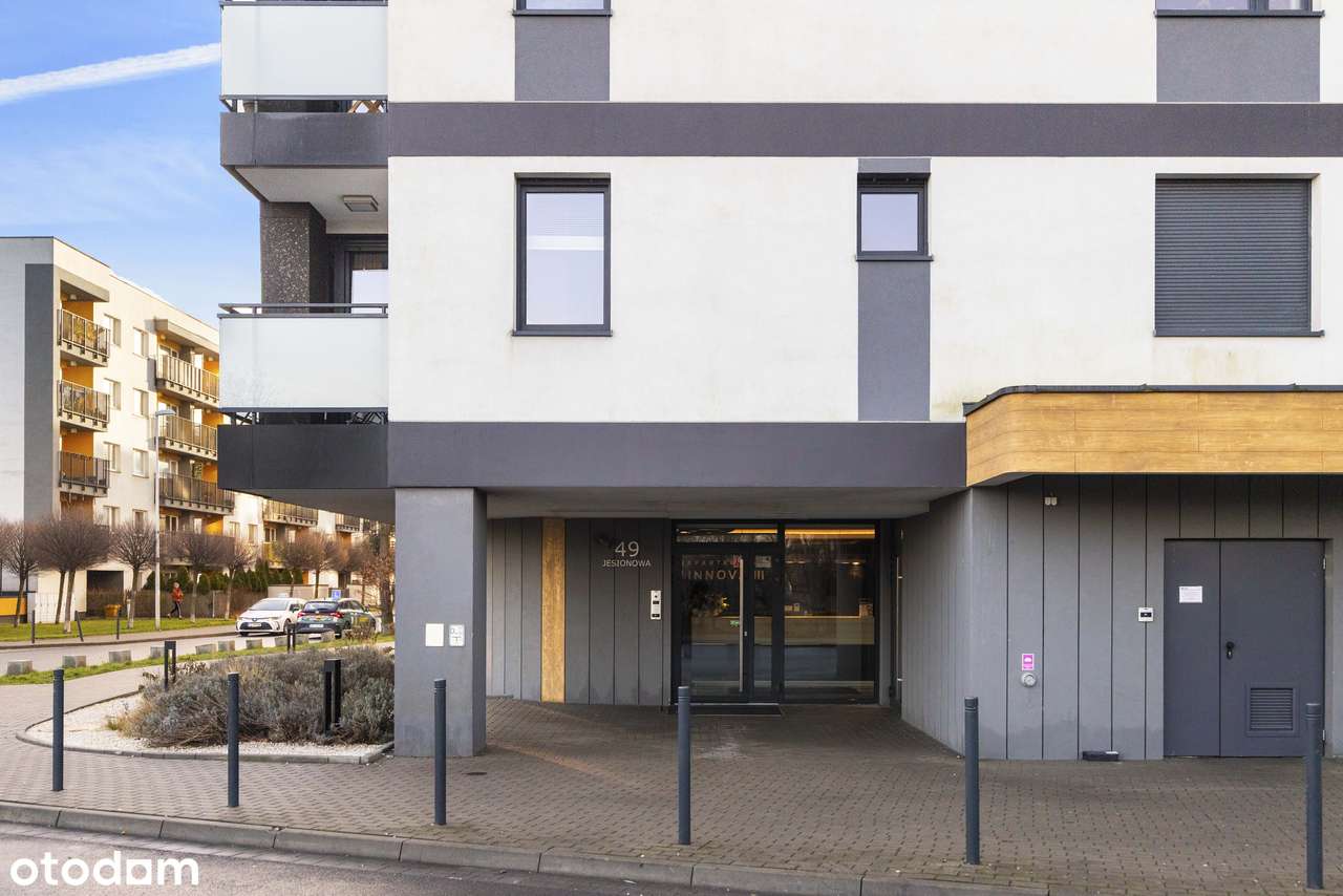 Elegancja w odcieniach granatu | 80 m² | 4 pokoje z widokiem na niebo-17