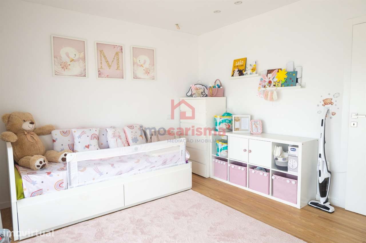 Moradia de Luxo T3 em Mancelos, Amarante-16