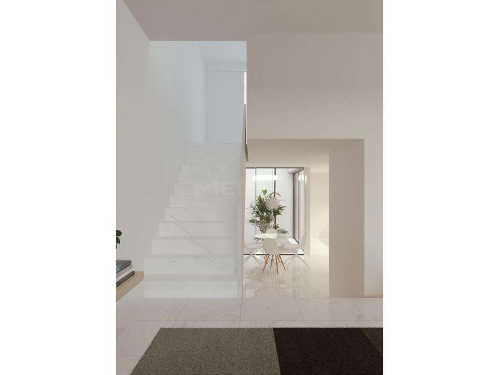 Moradia T4 no Chantre-9