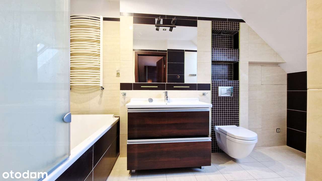 Nowoczesny dom, w mieście pod lasem, 6 pokoi, dwustanowiskowy garaż-11