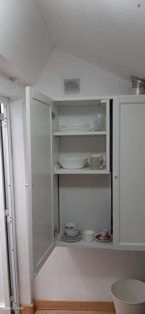 Quarto - localizado em Cedofeita Porto - Grande imagem: 4/10