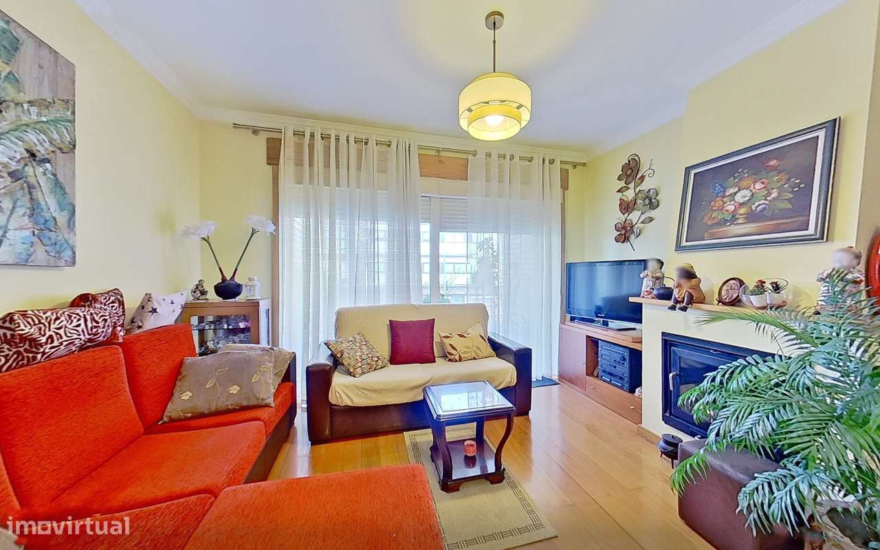 T2 Varanda | Suite | Garagem-4