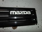Mazda 323 grelha - 2