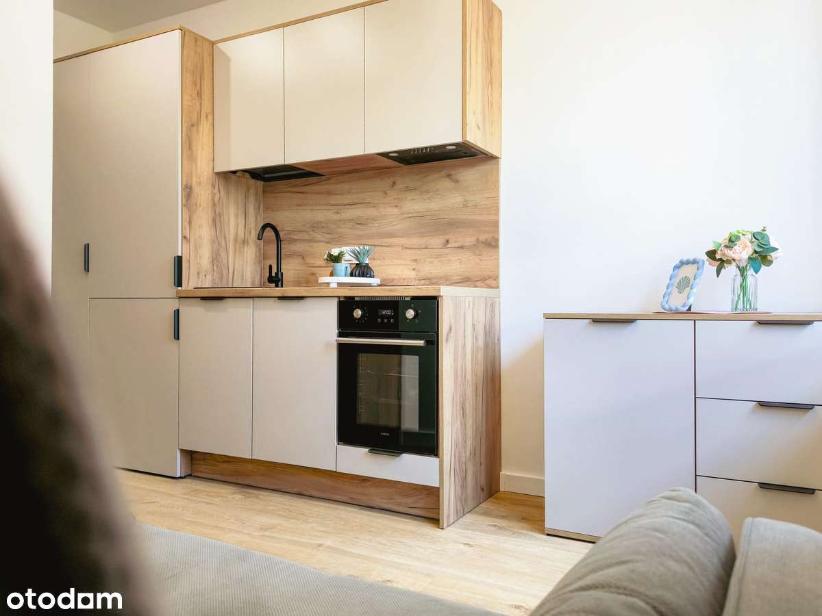 Przytulna kawalerka przy Silesii w Katowicach - Pełny obrazek: 2/8