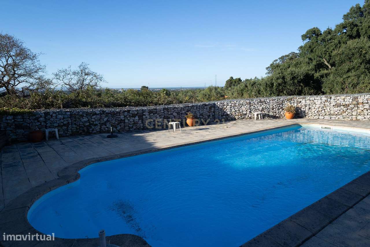 Moradia T4+1 em Condomínio Fechado – Alfacenhas Vila-34