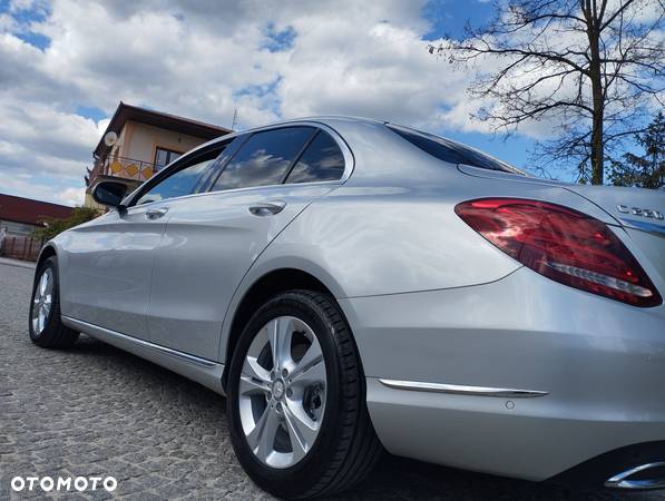 Mercedes-Benz Klasa C 220 (BlueTEC) d T 7G-TRONIC Avantgarde - 11