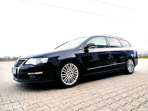 Volkswagen Passat Variant 3.2 V6 FSI 4Motion DSG Highline - 5