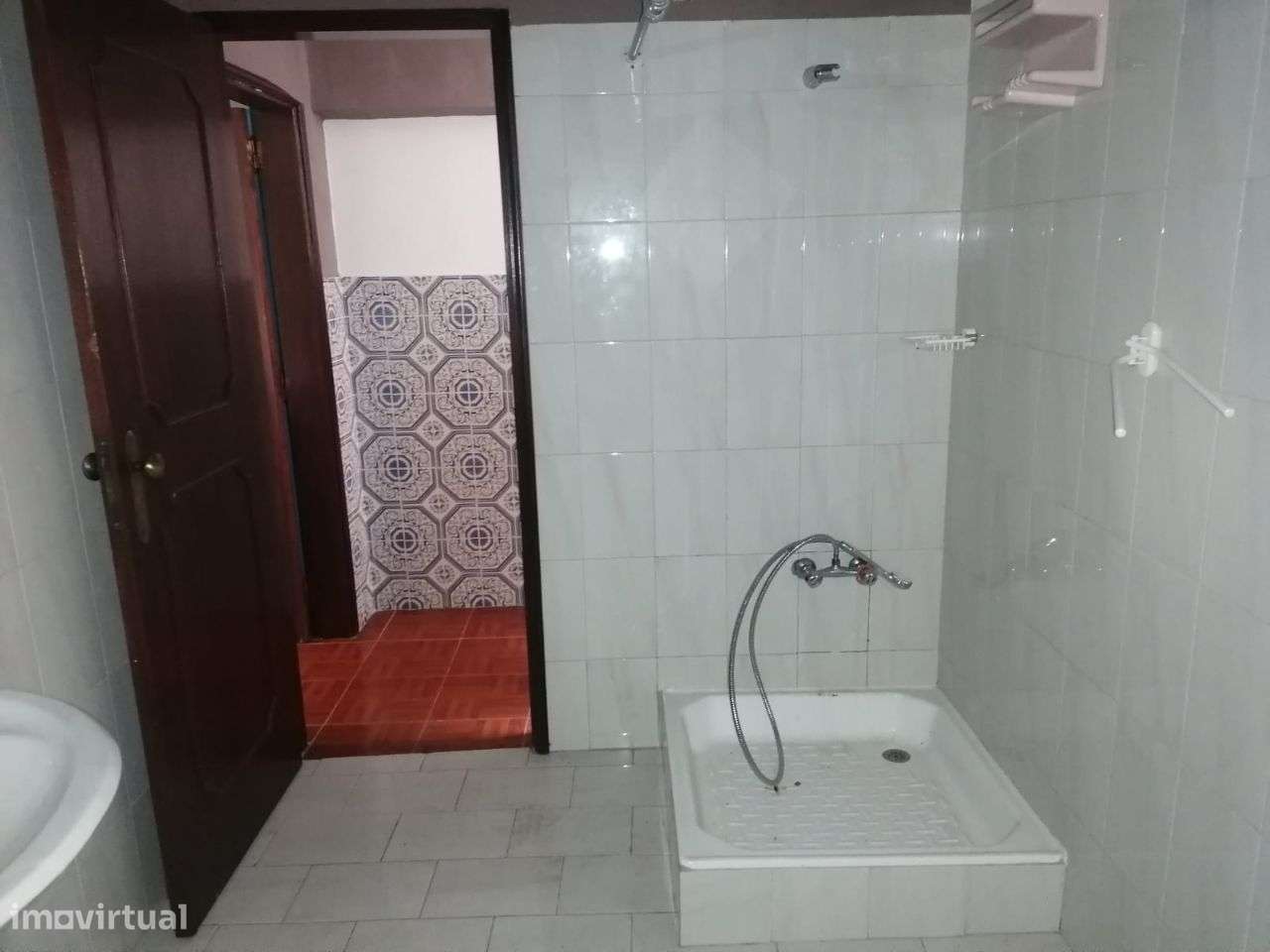 Apartamento T3+T2 com garagem, Amieirinha-Marinha Grande-35