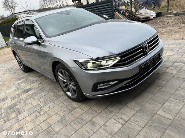 Volkswagen Passat Variant 2.0 TDI SCR DSG Business - 1