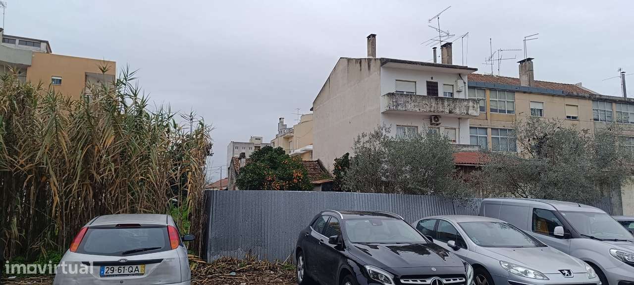 Moradia térrea T2 - centro da cidade!-6