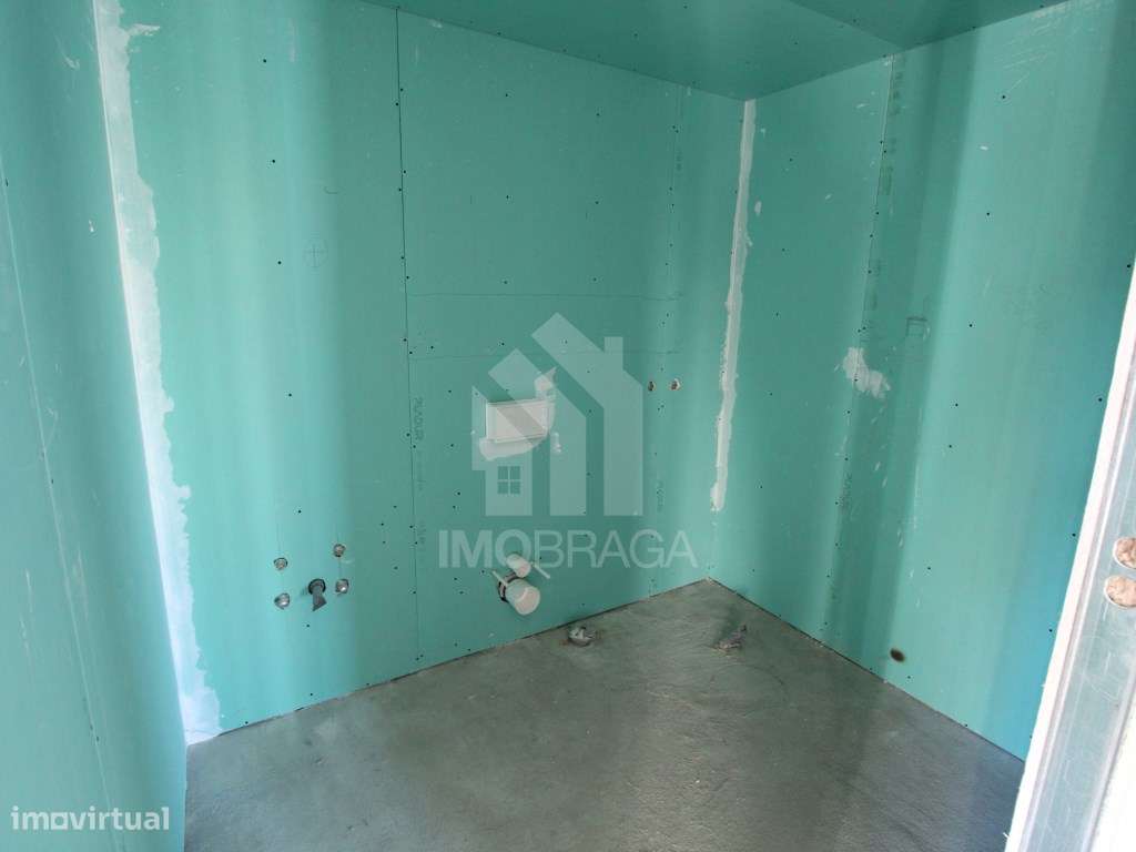 Venda Apartamento T2Cobertura com Terraço Novo, em Real, Braga-6