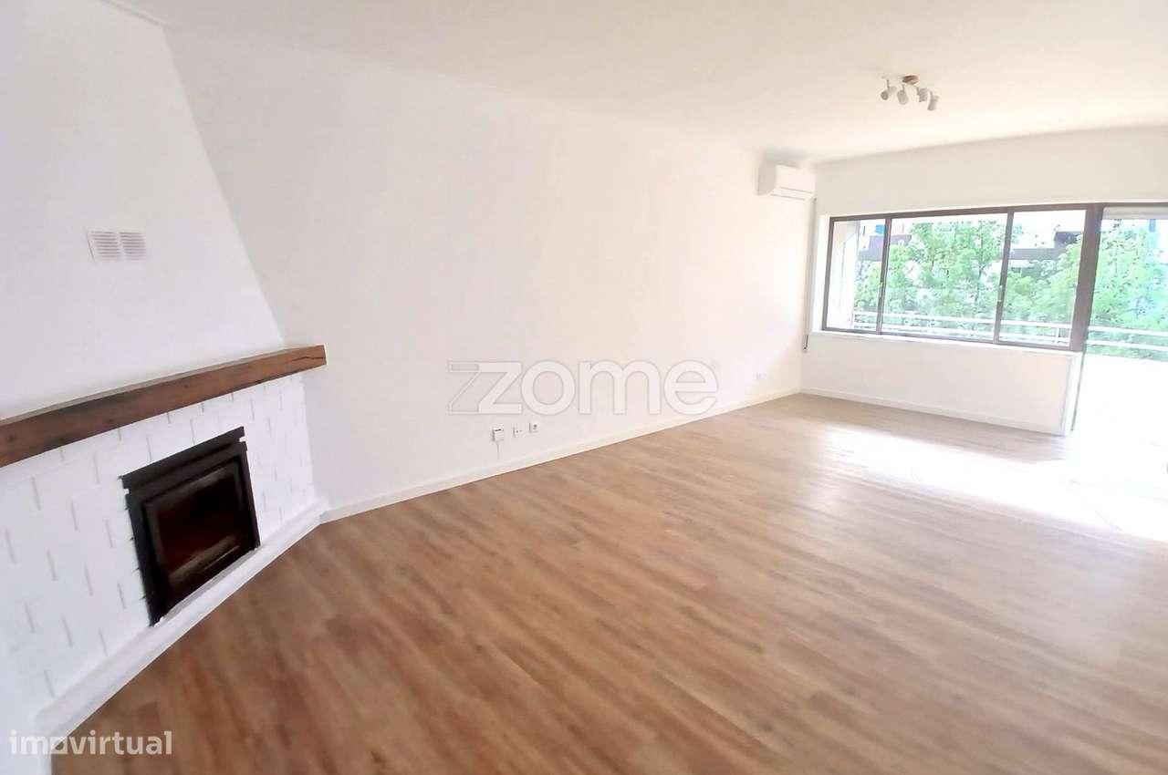 Apartamento T2 Renovado no Centro da Cidade - Grande imagem: 5/8