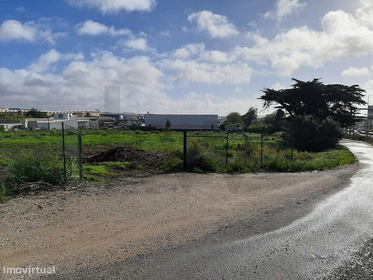 Oportunidade Única: Terreno Industrial de 2,4 ha com Localização Premi - Grande imagem: 5/9