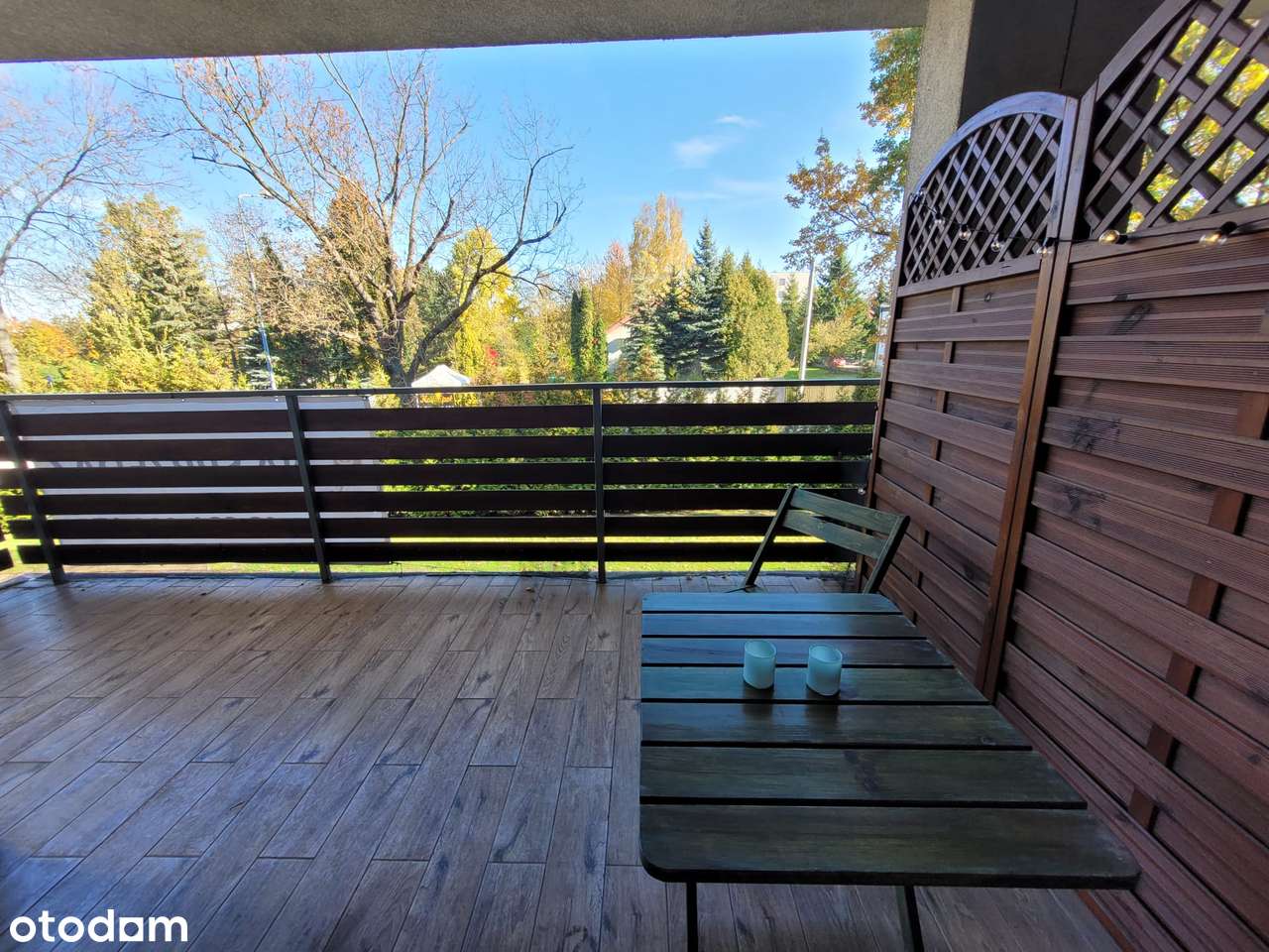 Mieszkanie IDEALNE 73m2 3 pokoje 1 piętro Garaż Winda Duży BALKON-17