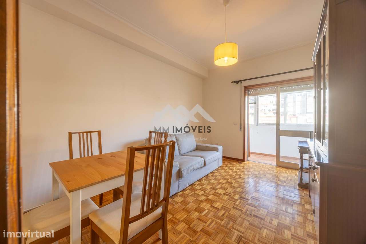 ApartamentoT1  | Arrendamento | Equipado| Mobilado | Constituição - Grande imagem: 4/12