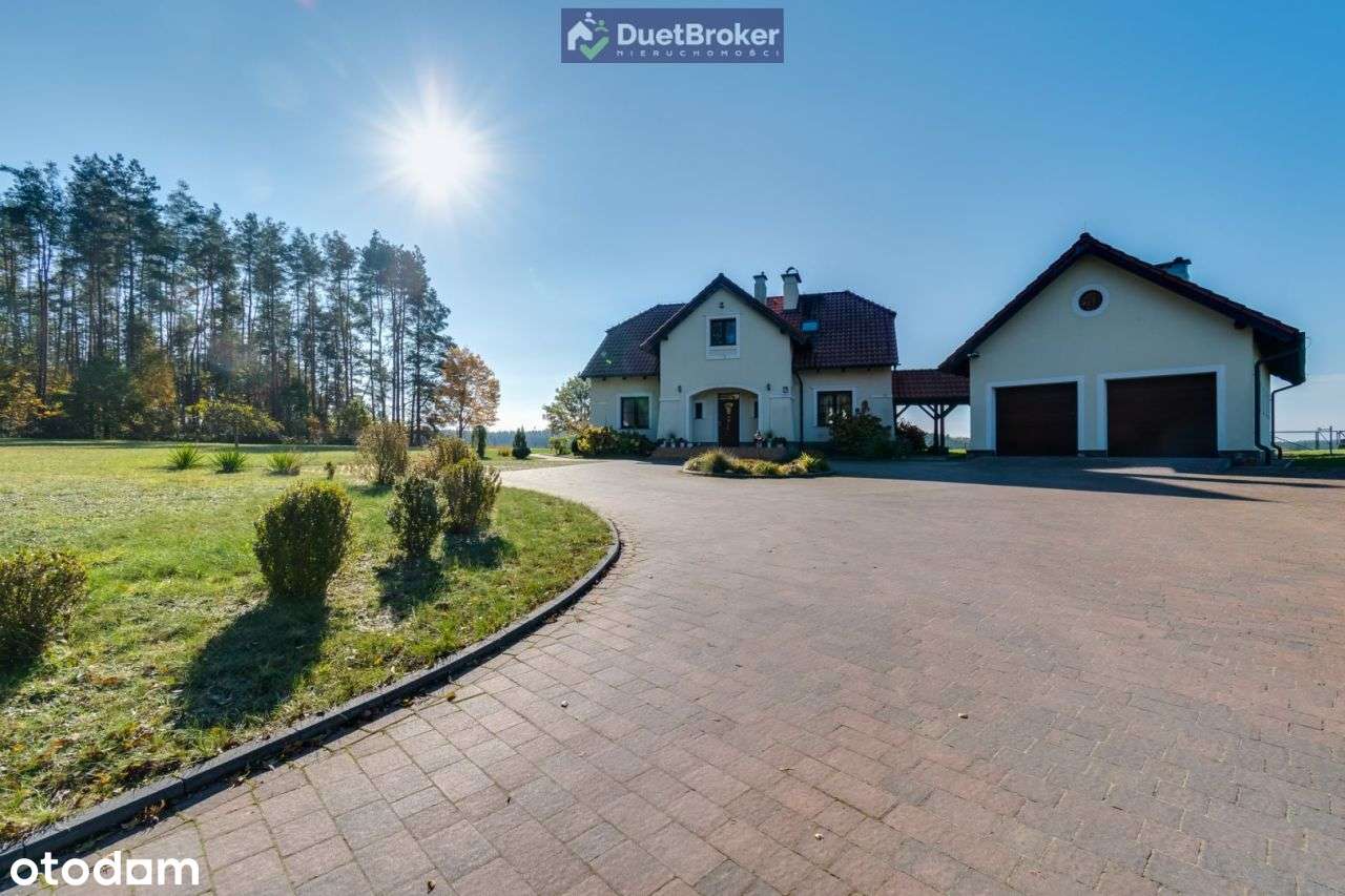 Rezydencja W Stylu Dworkowym-Brąswałd-Duża Działka-4