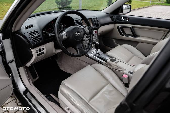 Subaru Outback 3.0R Automatik Exclusive - 21