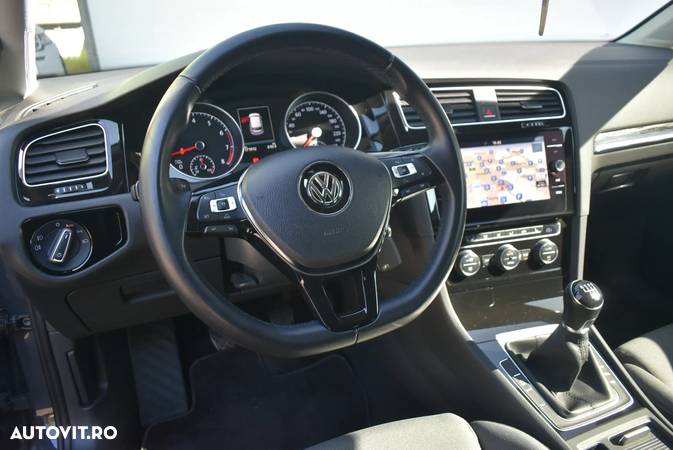 Volkswagen Golf 1.5 TSI ACT OPF Highline - 13