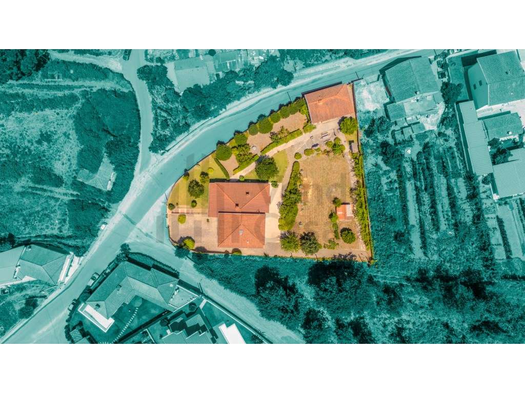 Vende-se Moradia Térrea - Lago - Braga-Amares - Grande imagem: 4/48