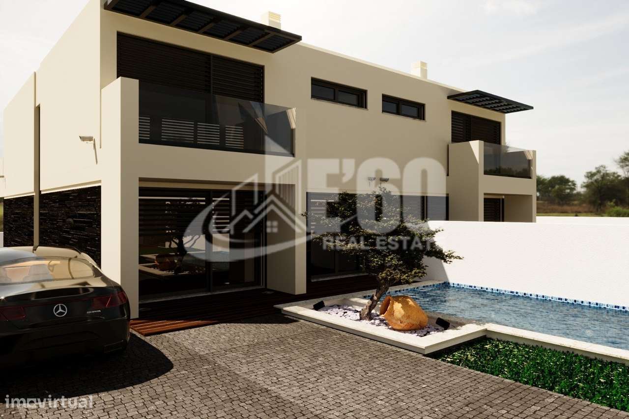 MORADIA T3 C/ PISCINA EM SÃO FELIX DA MARINHA-4