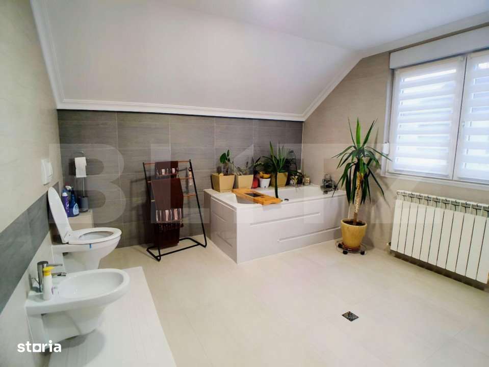 Casa individuala, 5 camere, 220mp utili, teren 13 ari, Unirea - Imagine principală: 4/9