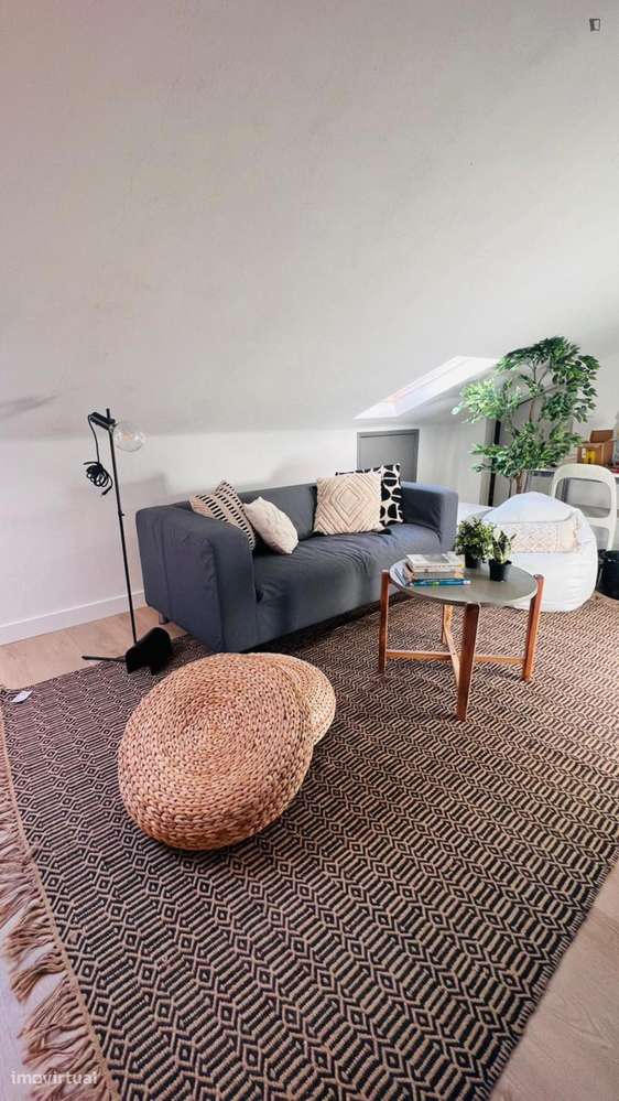 Quarto - localizado em Olivais Coimbra - Grande imagem: 5/8