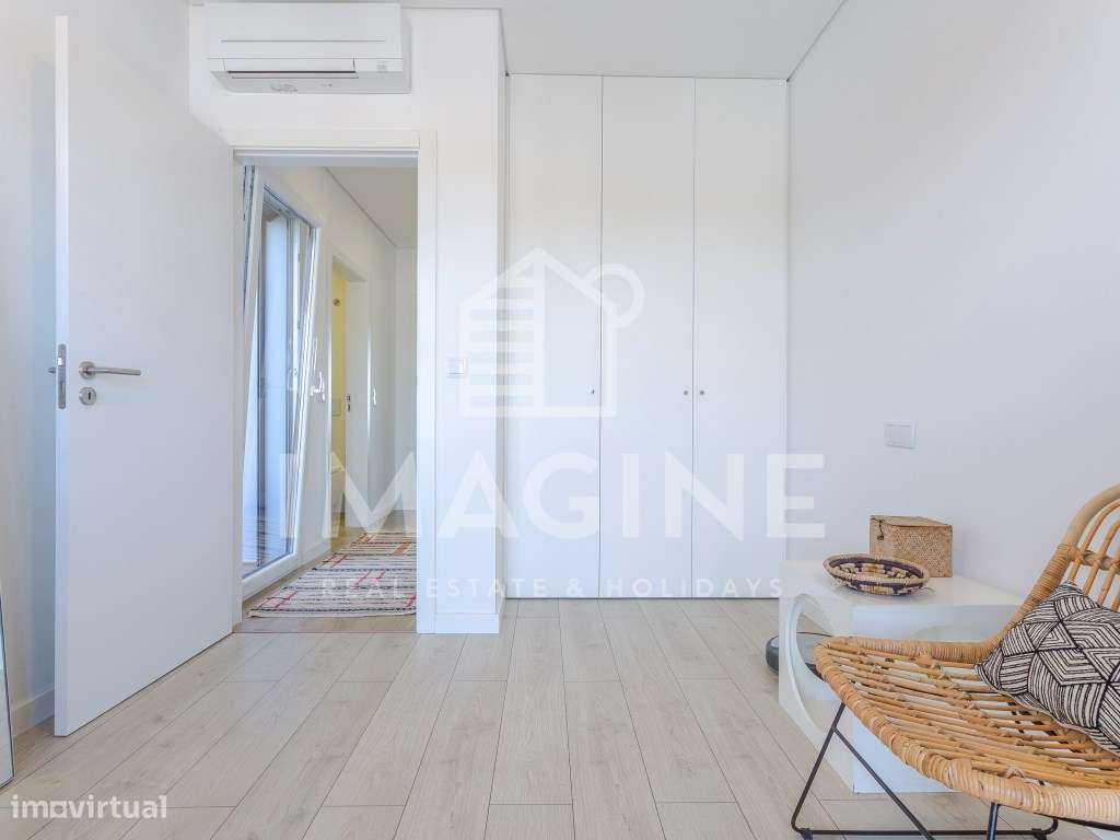 Apartamento T2 com Varanda Aterraçada na Quinta da Amizade-28