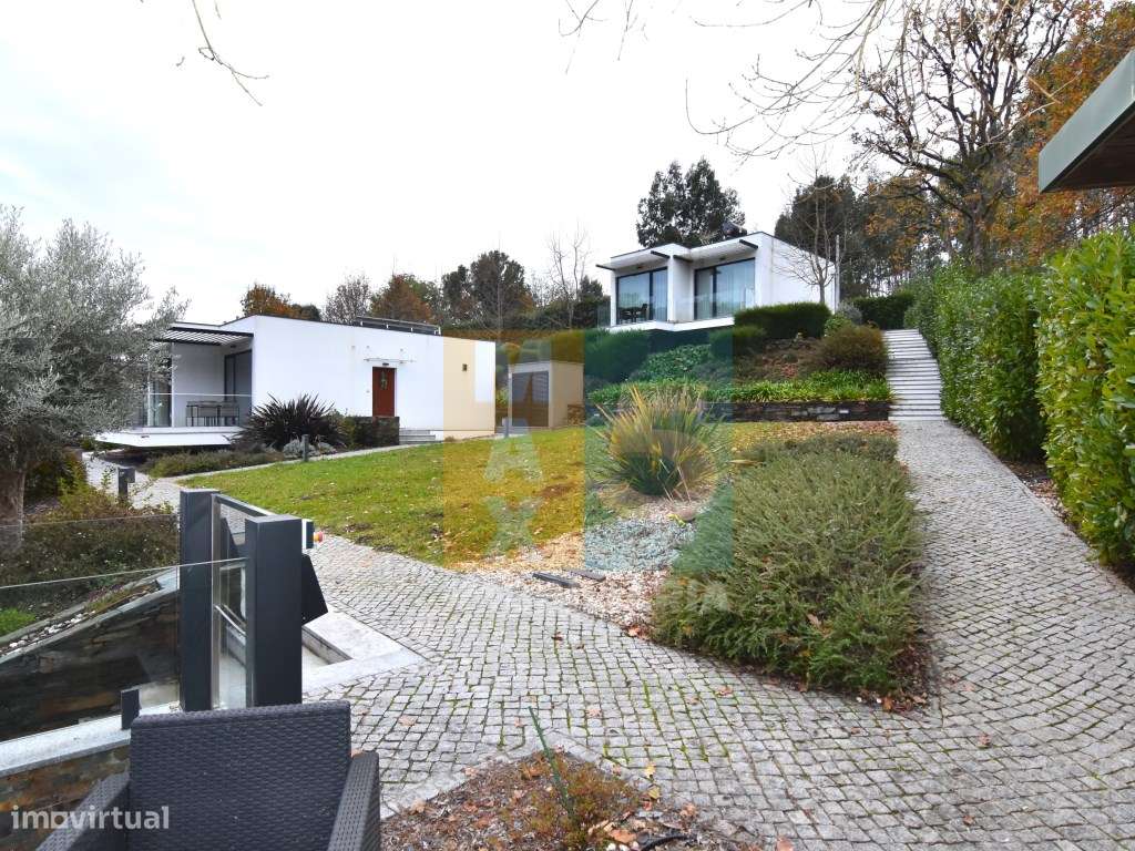 Villa com 4 moradias junto Praia Fluvial de Poço Corga - Castanheir...-9