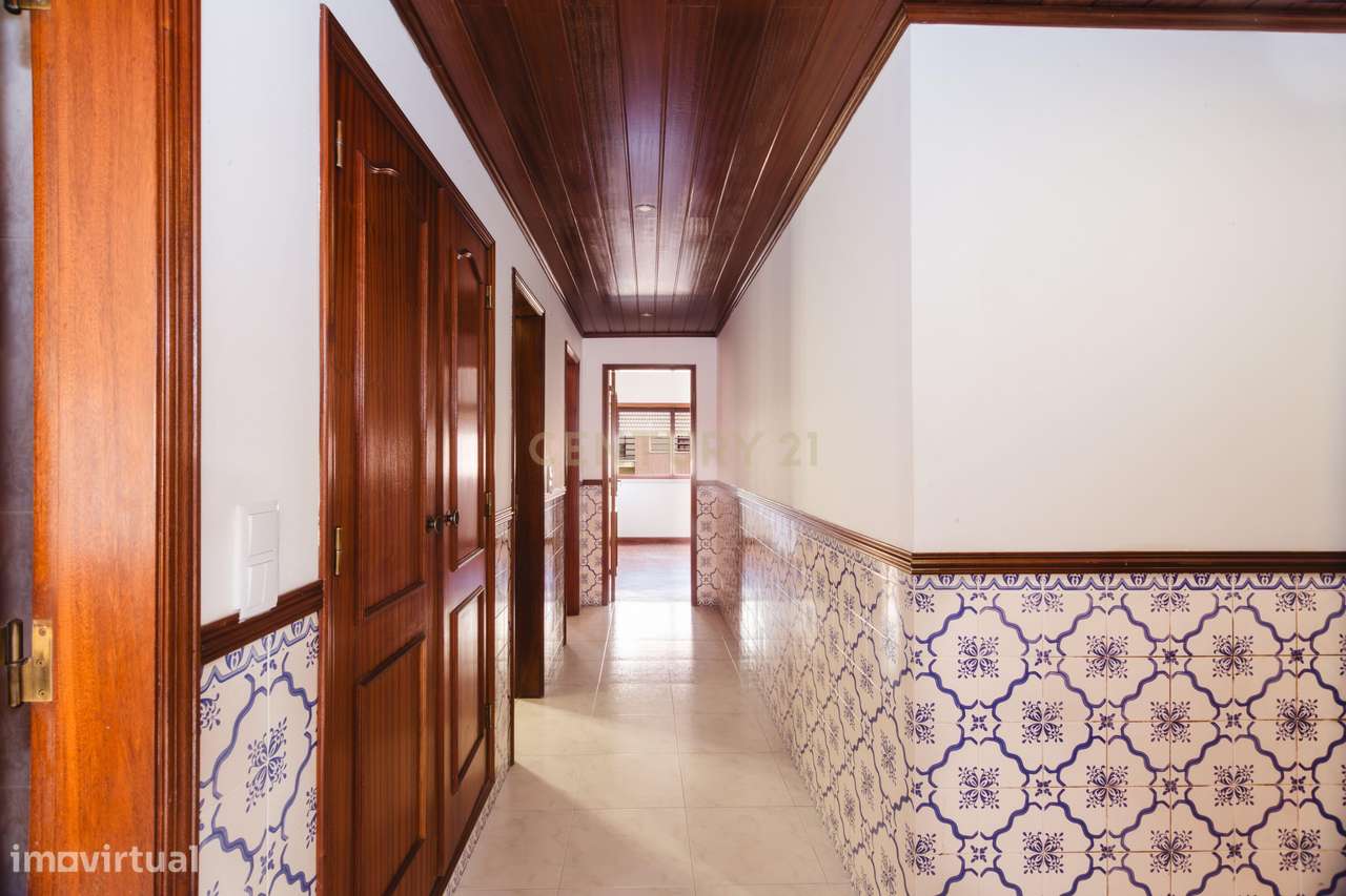 Apartamento T2 para Arrendamento, na Vila Nova da Caparica. - Grande imagem: 5/25