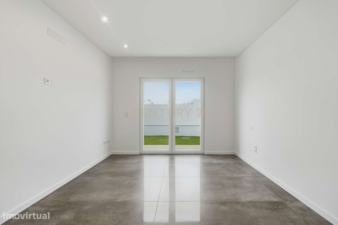 Luxuosa Moradia T4 com Vista Mar em Silveira, Torres Vedras-37