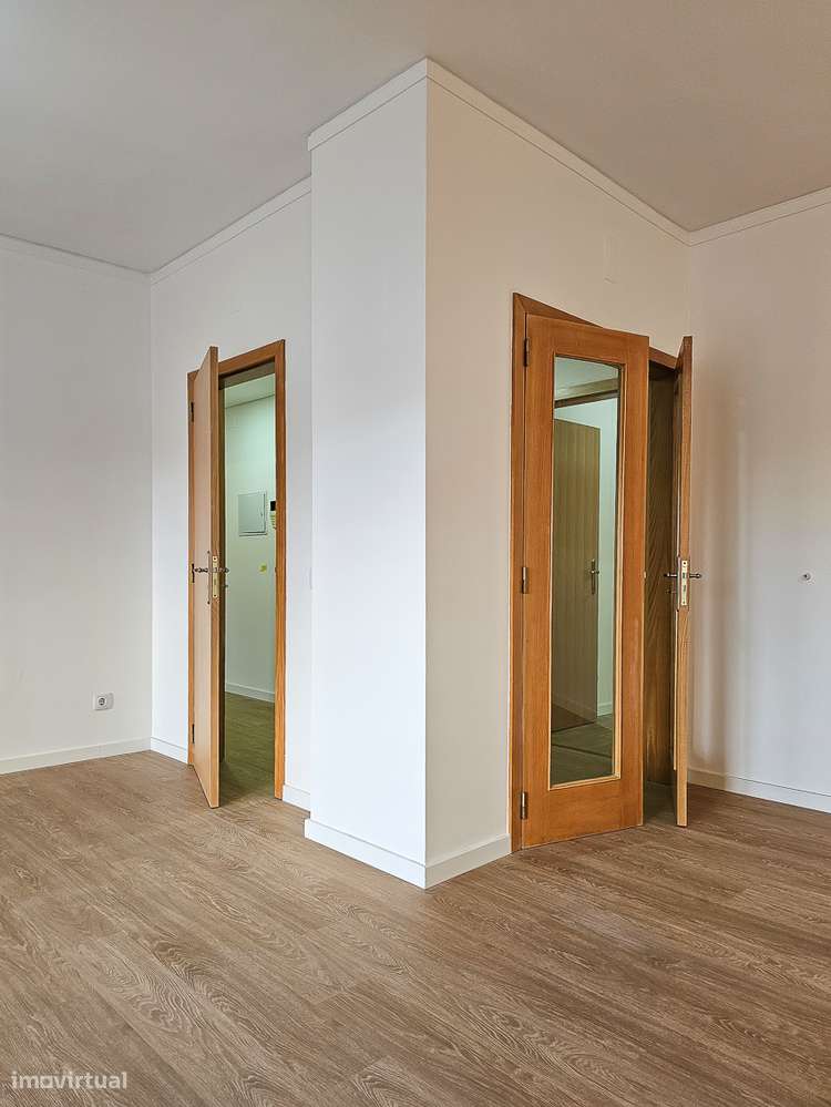 Apartamento Familiar Remodelado: Conforto e Comodidade na Sua Nova Cas-8