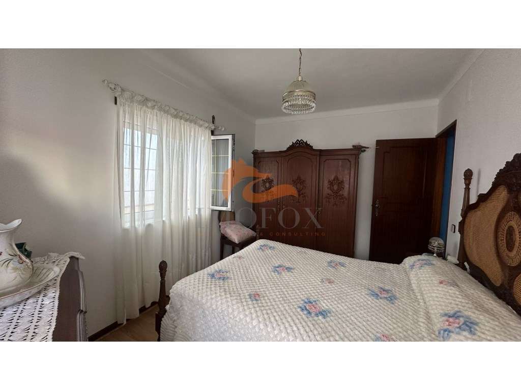 Moradia com 3 quartos e garagem pronta a habitar localizada no cent...-14