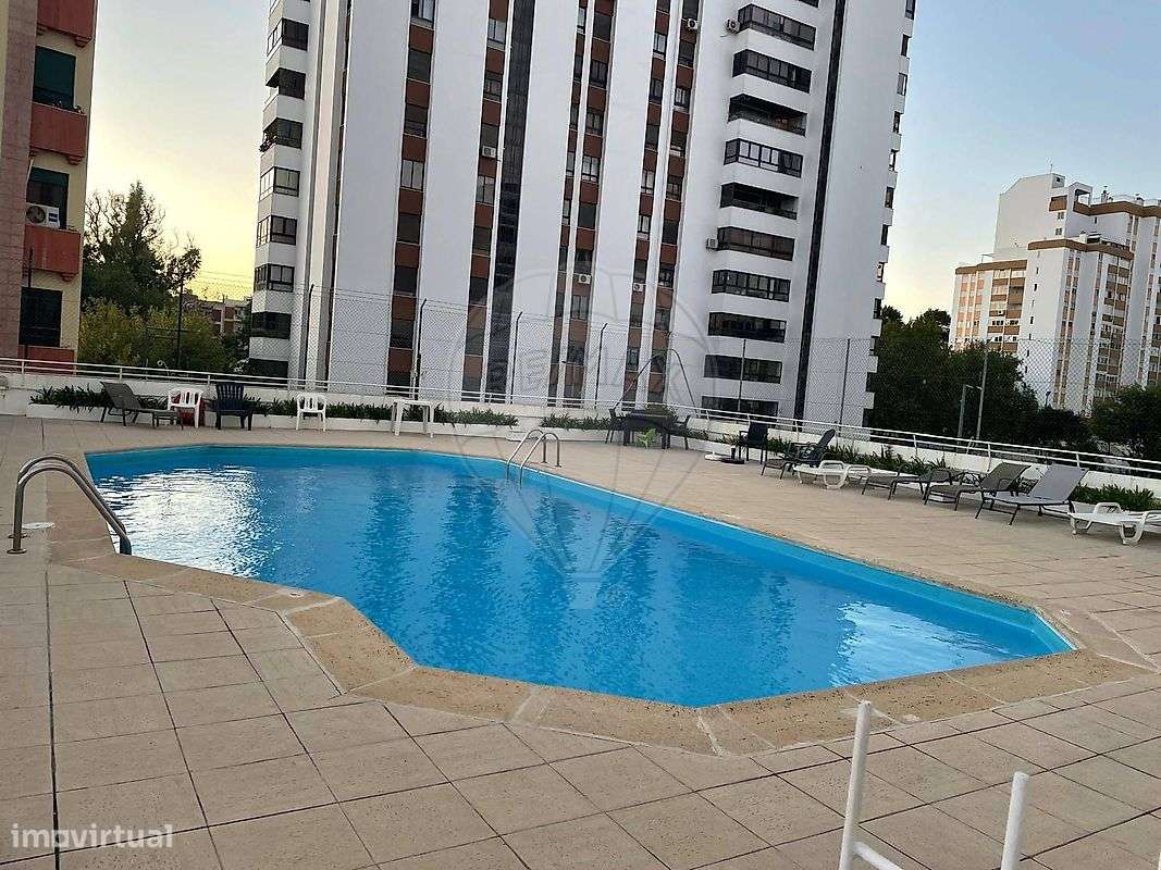 Apartamento T3 para arrendamento - Grande imagem: 1/35