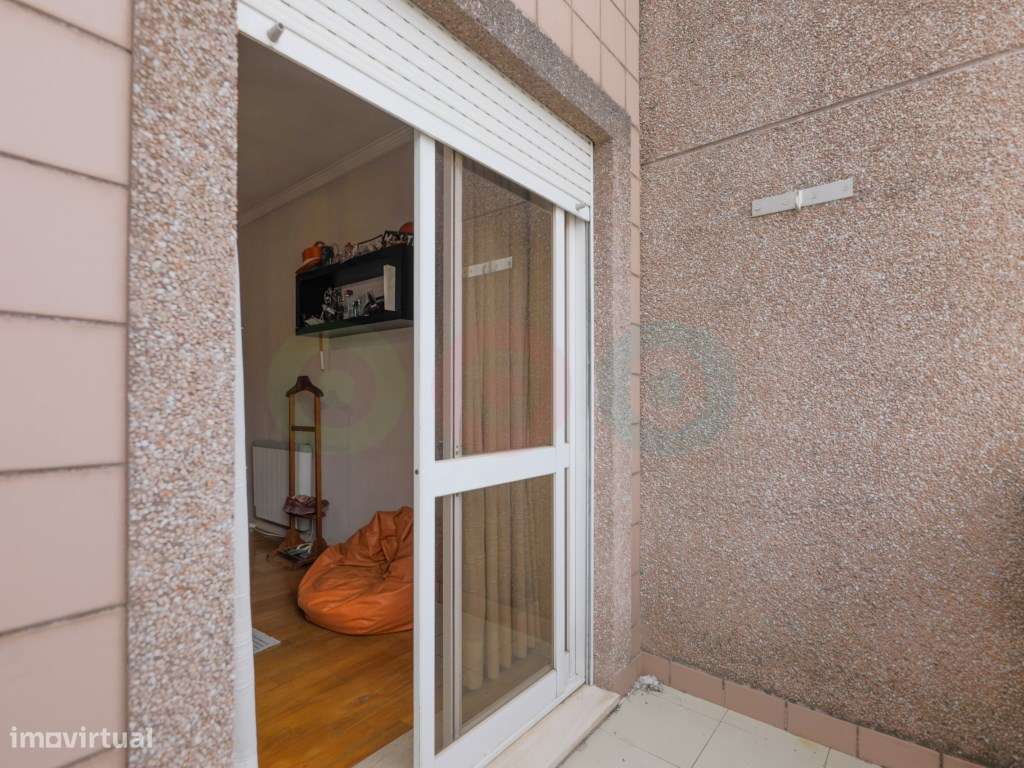 T4 com terraços e garagem fechada no centro de Vila Nova de Famalicão-43