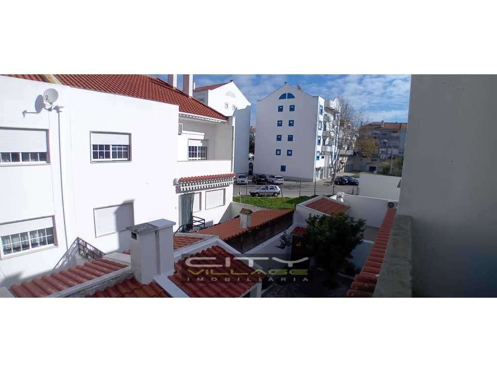 Moradia Zona Saldanha Montijo-18