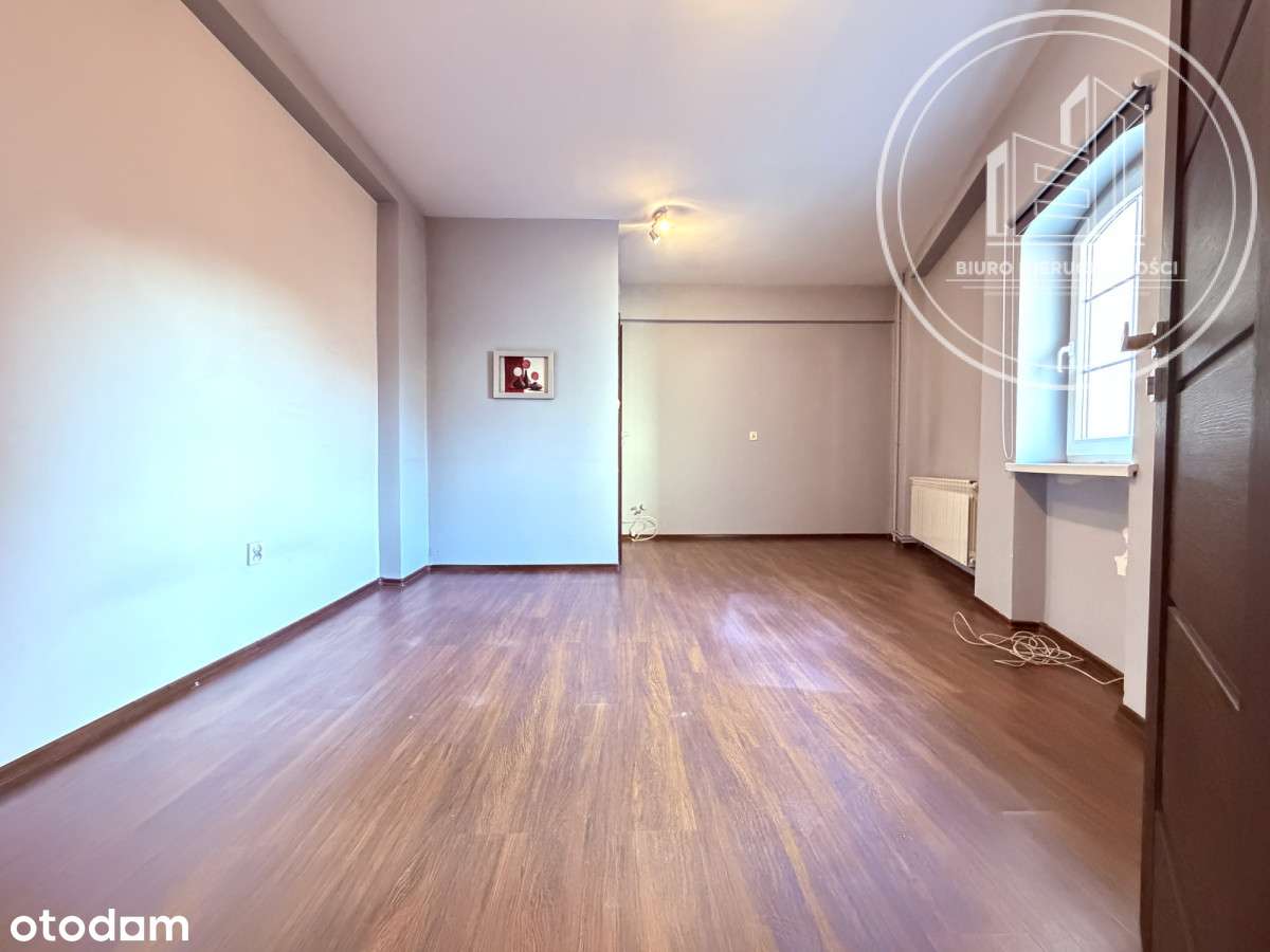 Kamienica w centrum Kożuchowa-246 m2-10