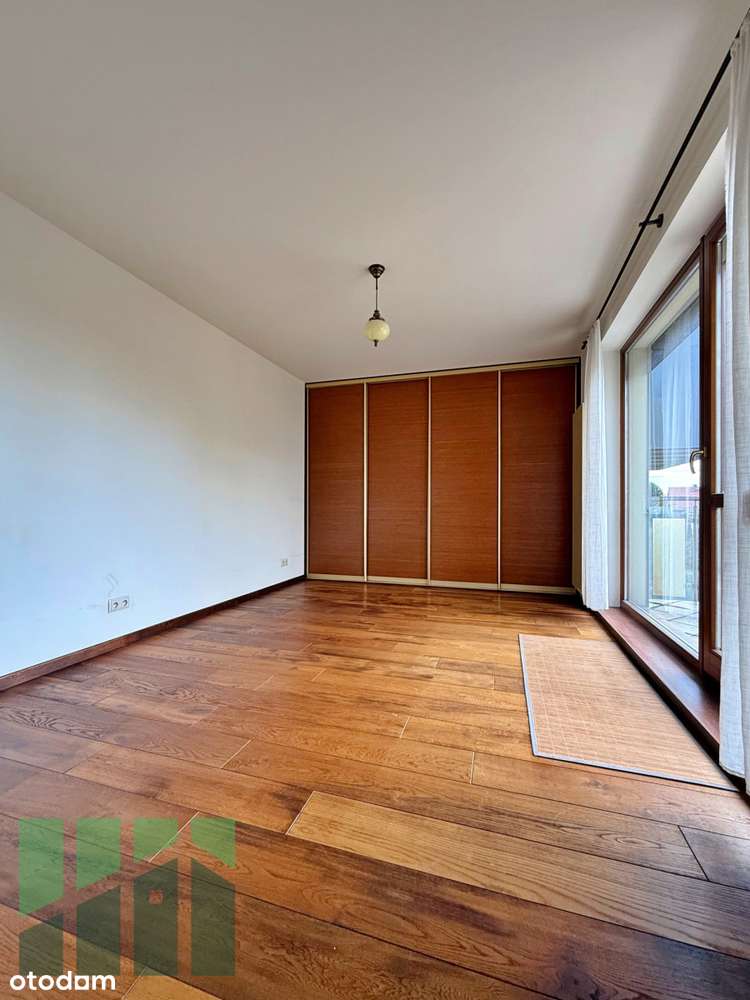 Sprzedam mieszkanie z dużym tarasem 15m2-11