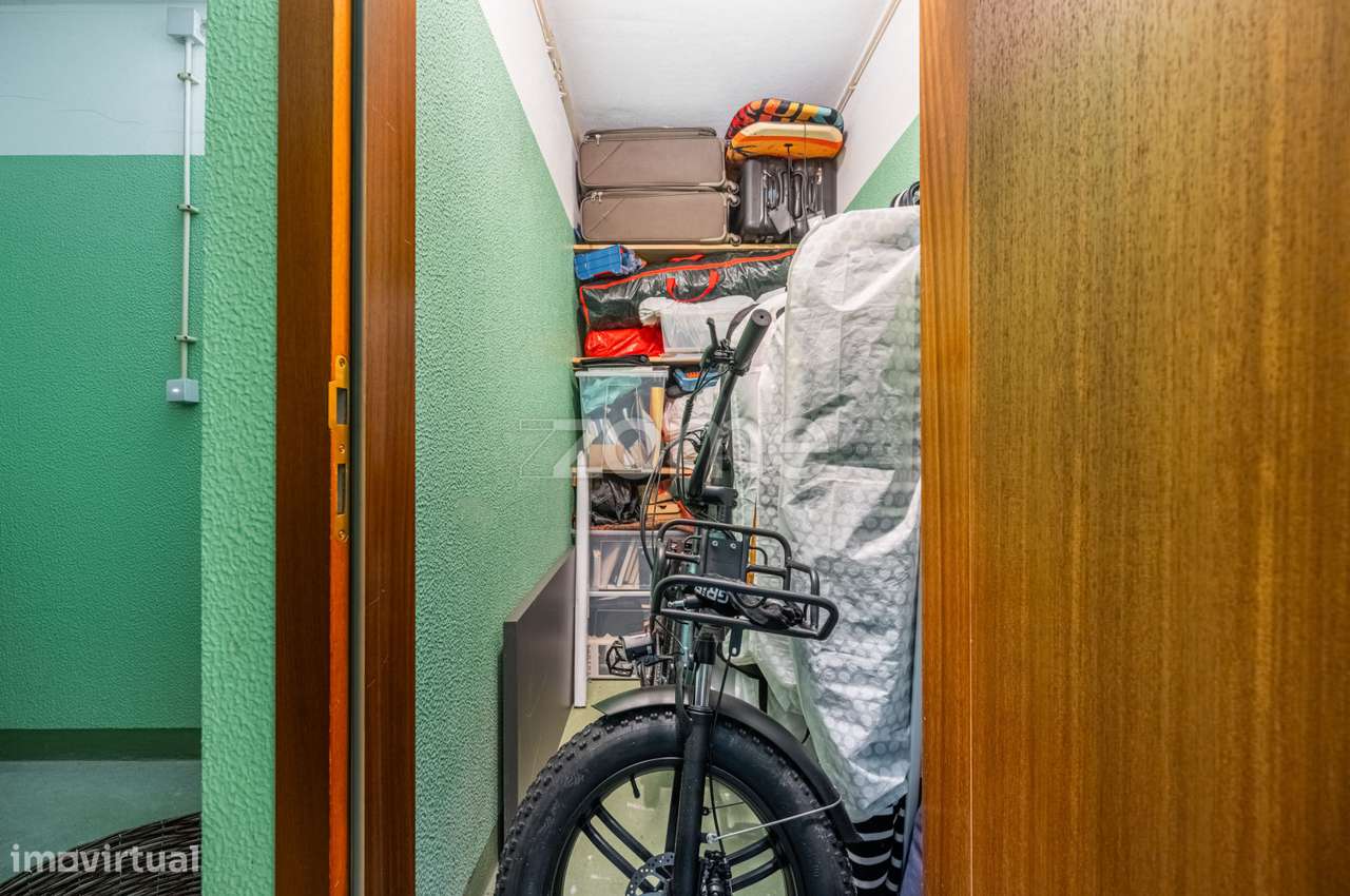 Apartamento T3 com garagem e arrumos, Foz do Douro, Porto-40
