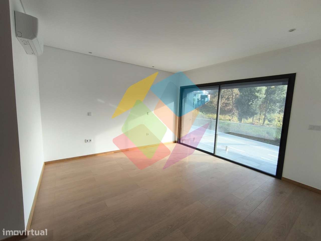 Moradia em Lobão, moderna, luminosa e pensada para o conforto da fam?-49