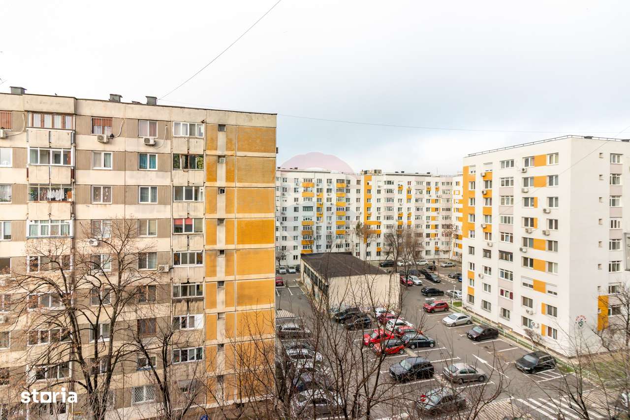 Apartament cu 3 camere de vânzare în zona Sebastian-15