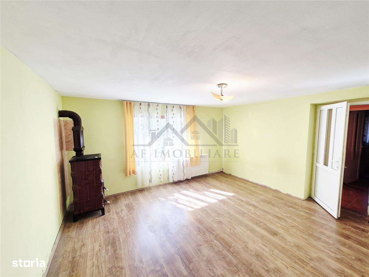 Schimb casa cu teren-apartament sau imobil - Imagine principală: 4/12