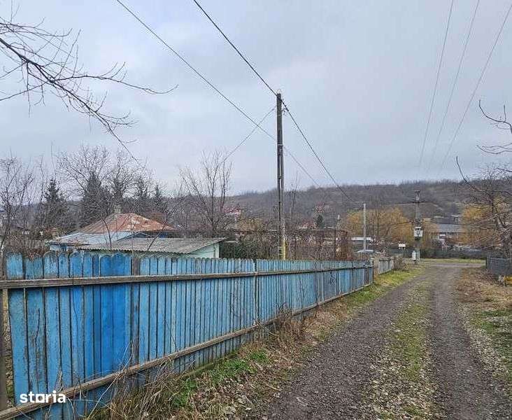 Teren intravilan 2200 mp si casa batraneasca nelocuibila, com. Holboca - Imagine principală: 5/6