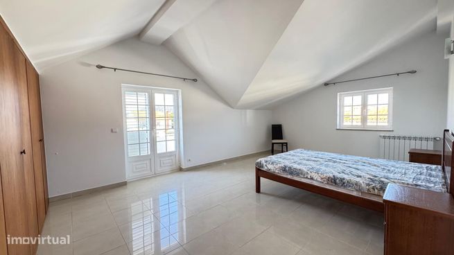 Moradia T5 com piscina - Foz do Neiva-12